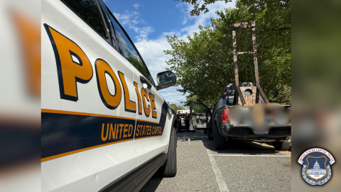 USCP cruiser stopping pick up truck